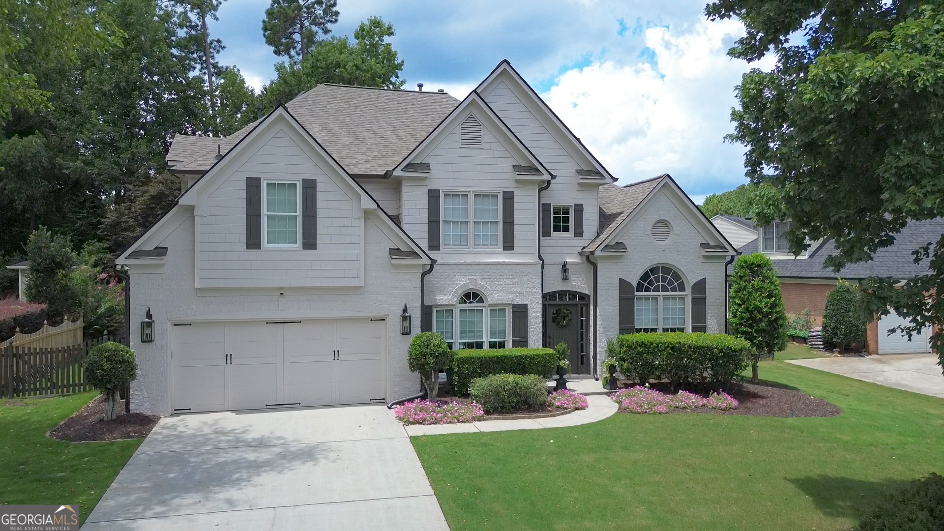 123 Holly Springs DR