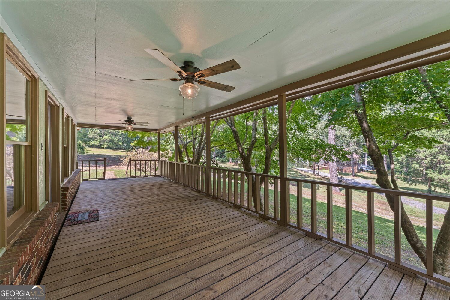 1068 Lamar RD