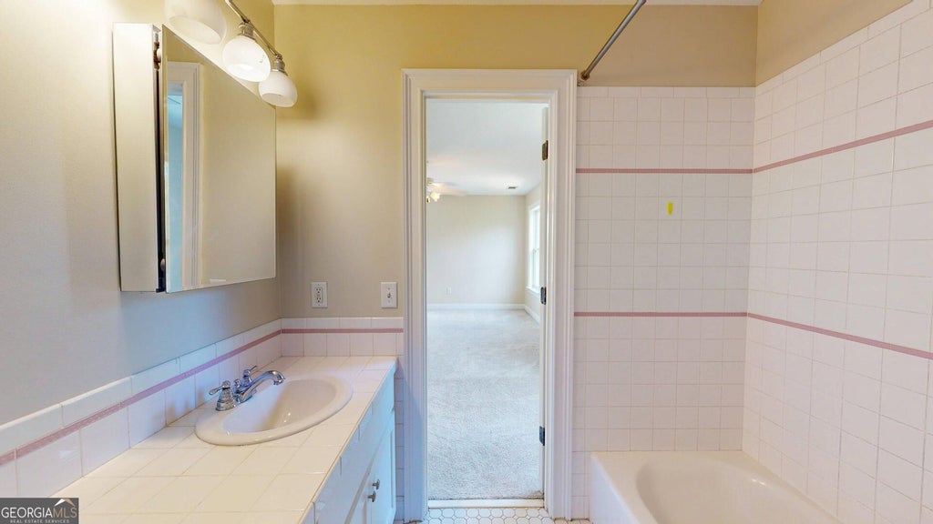 Photo of 899 Foxboro Lane, Portal, GA 30450 (MLS # 10829122)