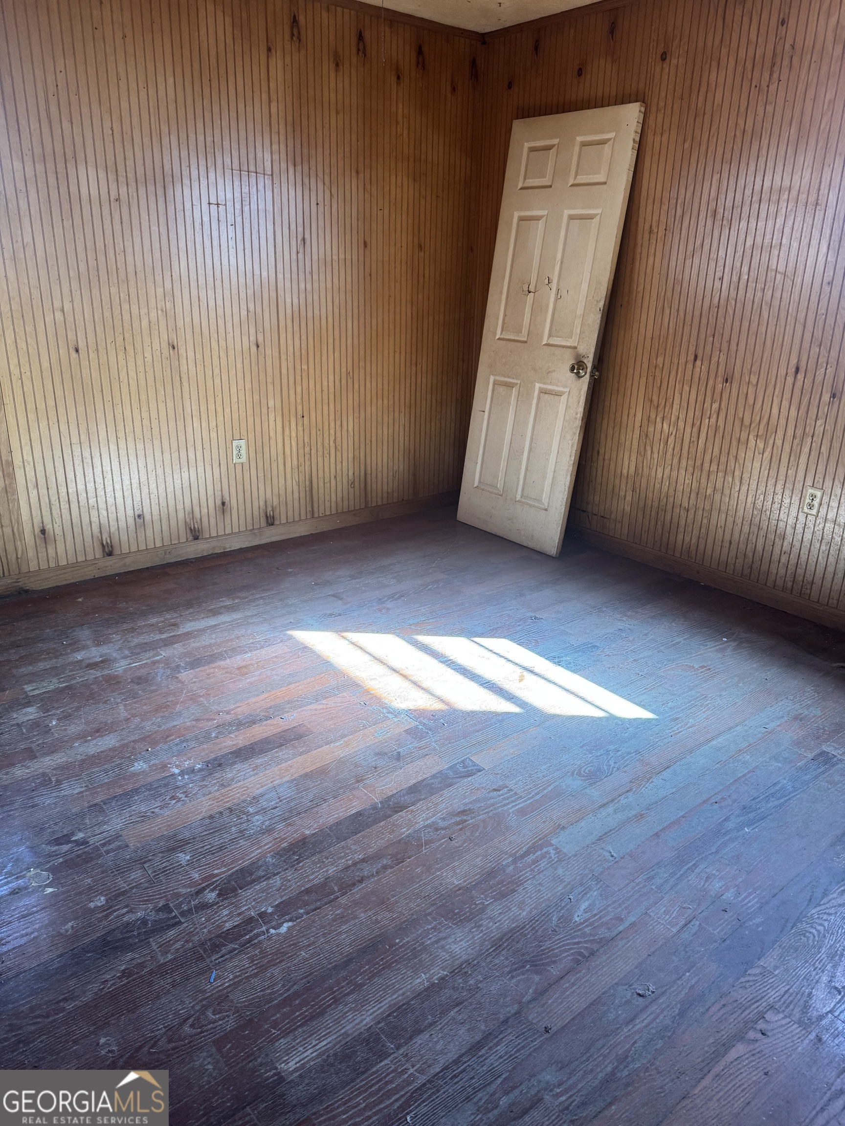 962 Roberts Ridge RD