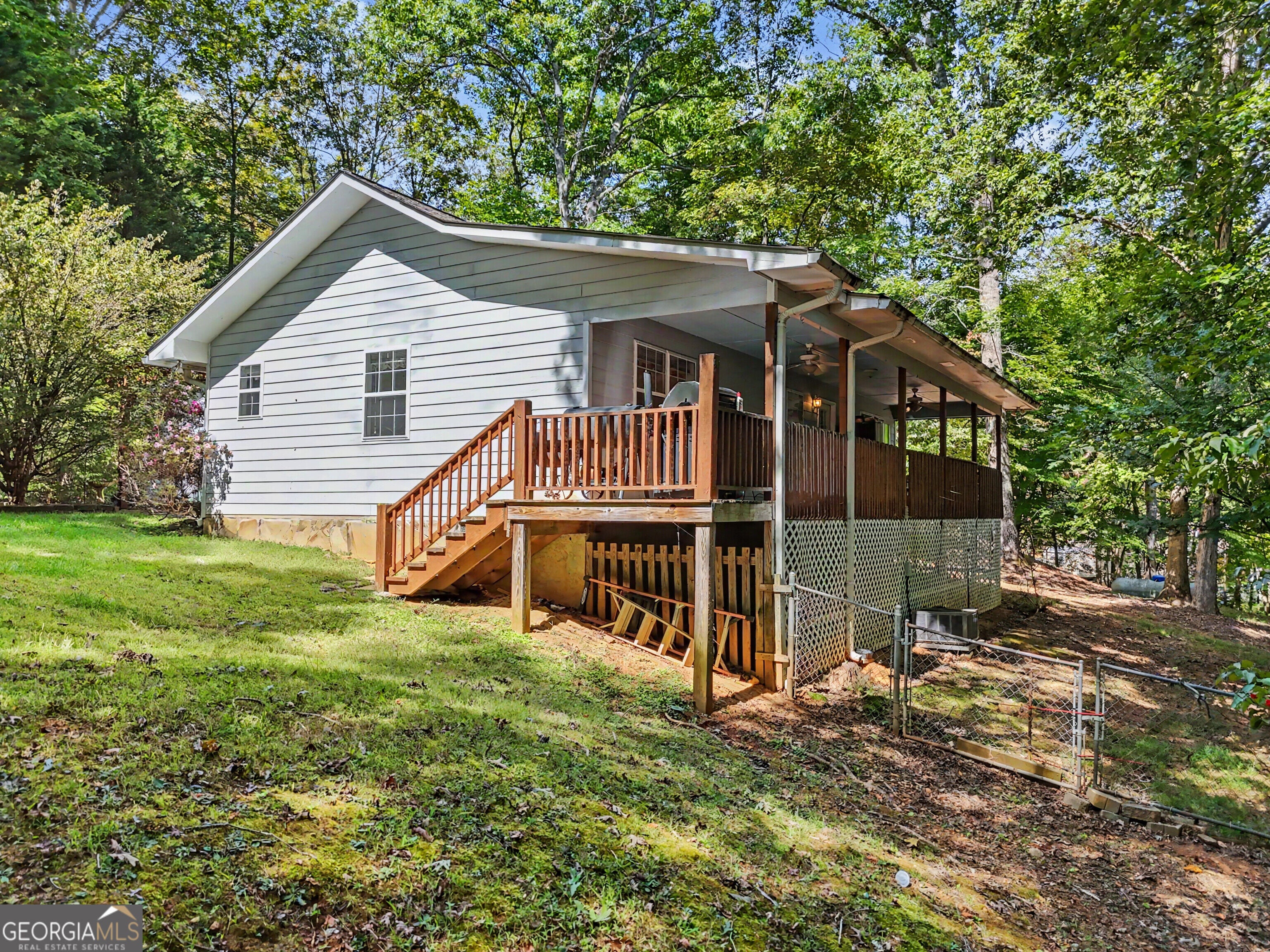 6961 Wood Lake CIR