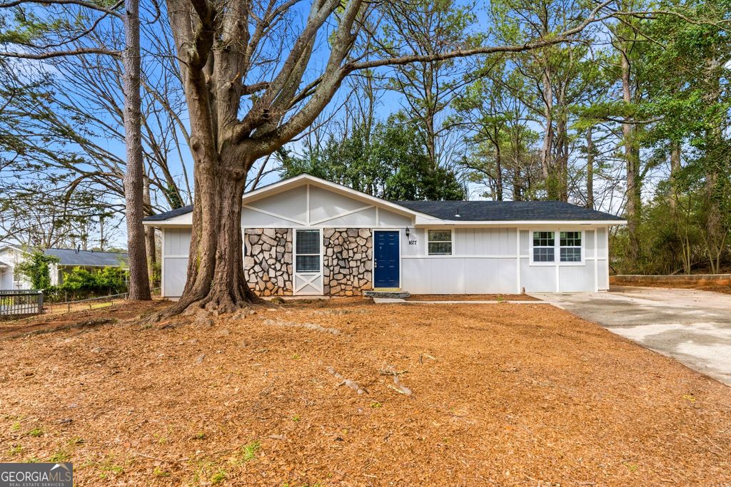 Photo of 1677 Liberty Valley, Decatur, GA 30032 (MLS # 10707490)