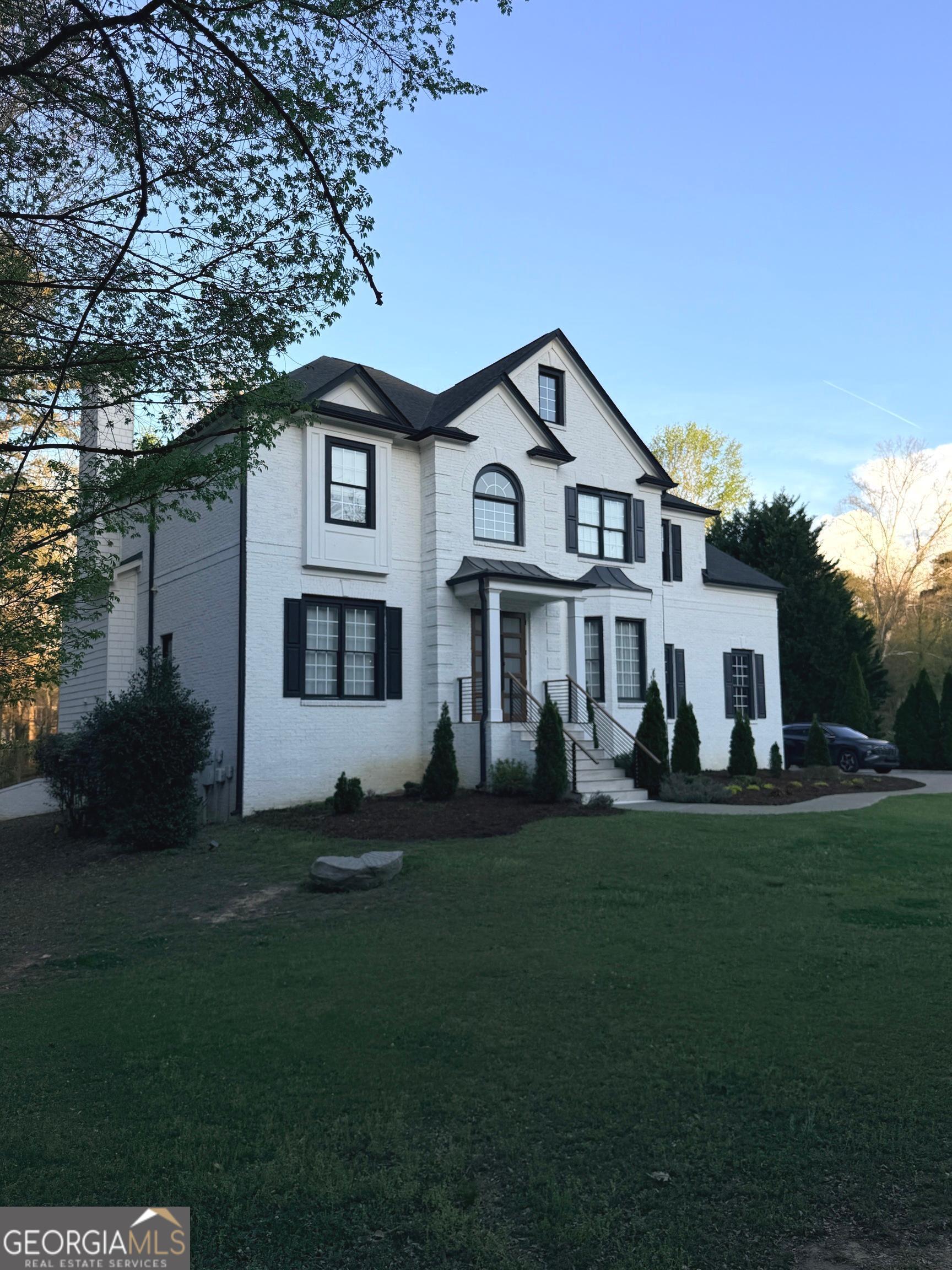 1600 Reddstone Close