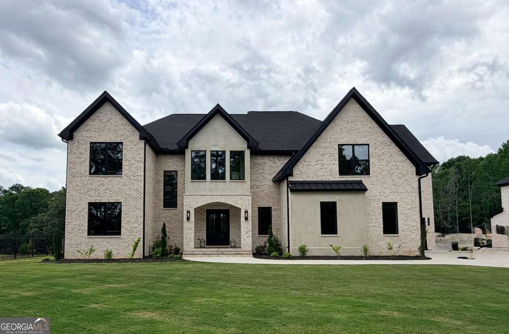 Photo of 1255 Em Croy Road, Buford, GA 30518 (MLS # 10771389)