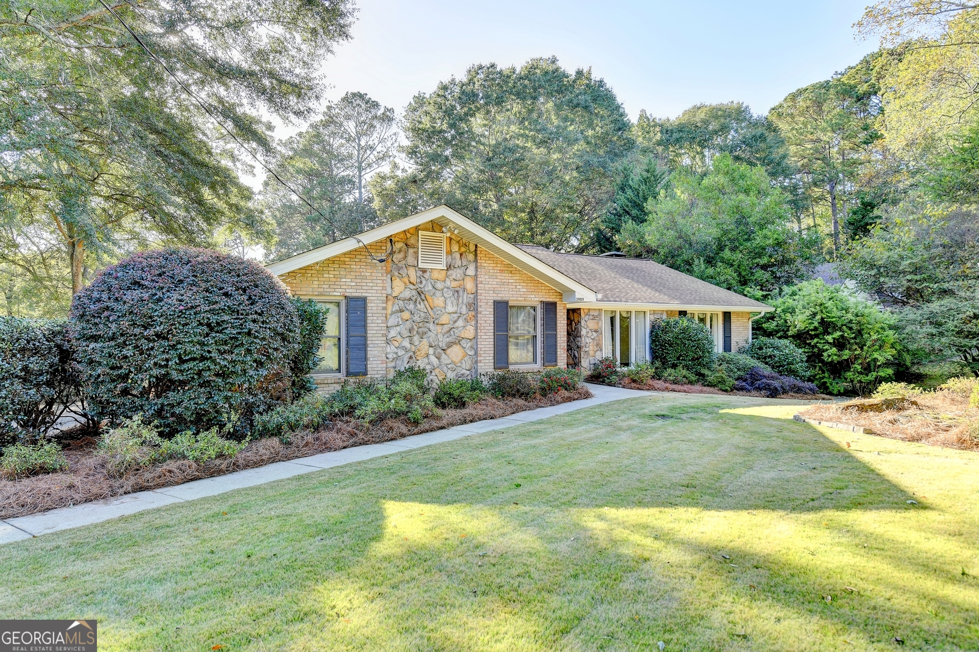 3909 Valley Park DR SW