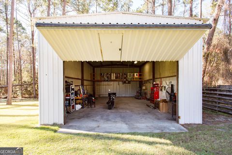 A home in Waycross