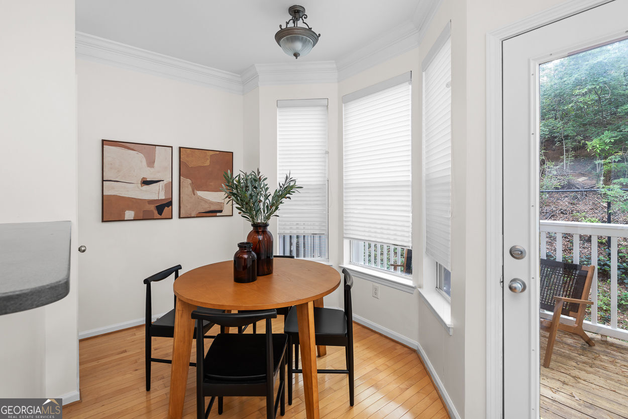 951 Glenwood AVE SE 2905