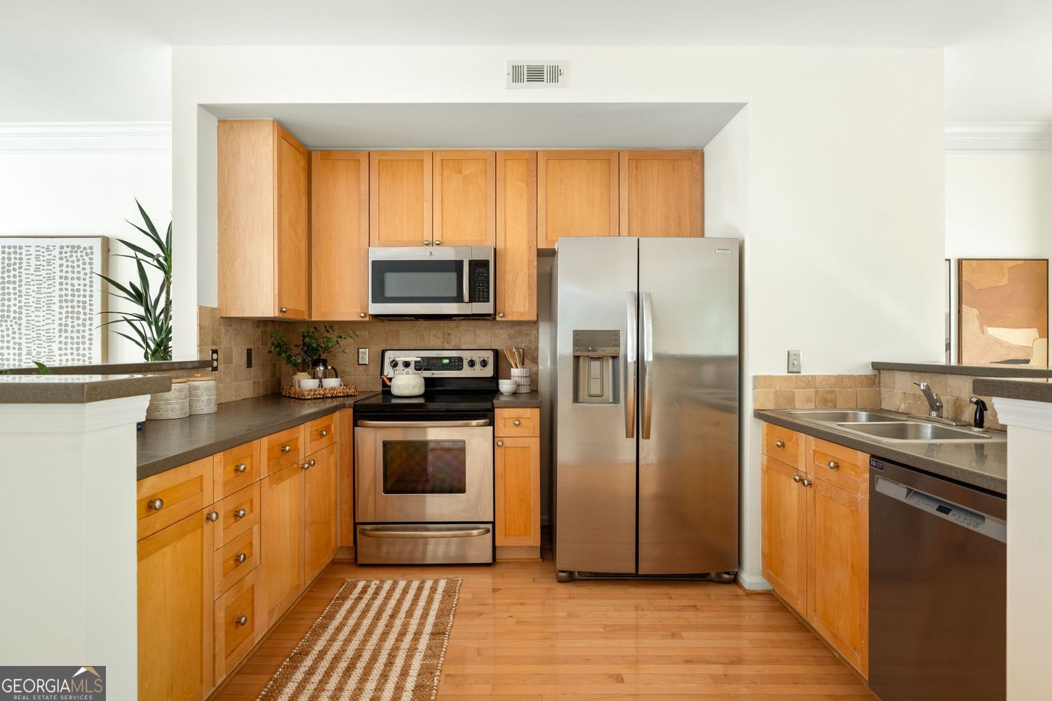 951 Glenwood AVE SE 2905