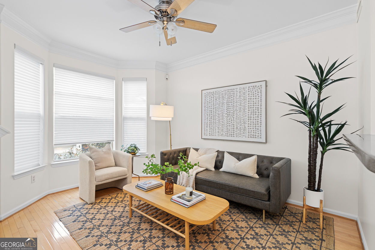 951 Glenwood AVE SE 2905