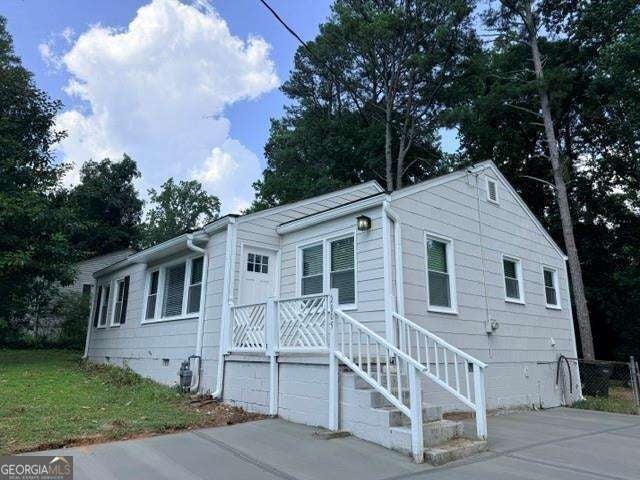 2005 Benson AVE SE