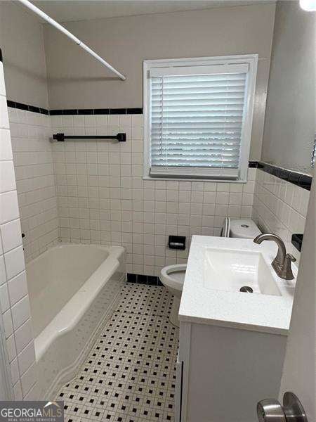 2005 Benson AVE SE
