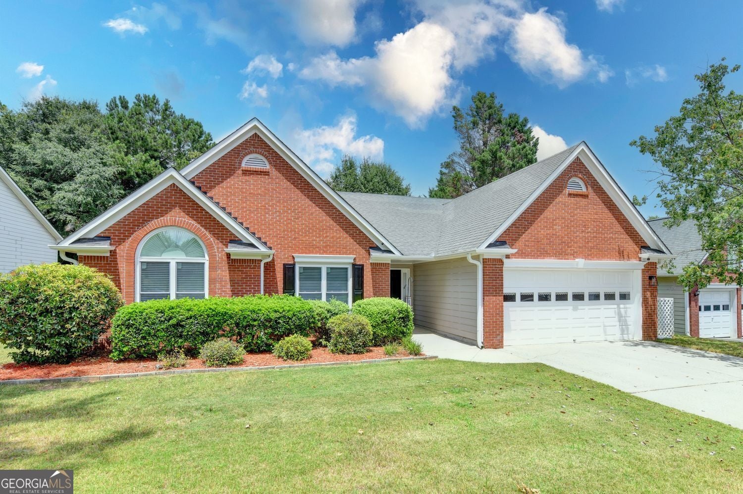 1581 Highland Bluff CT