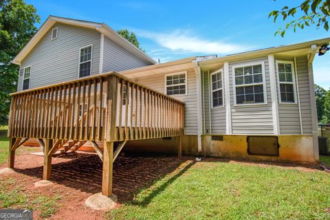 A home in Ellenwood