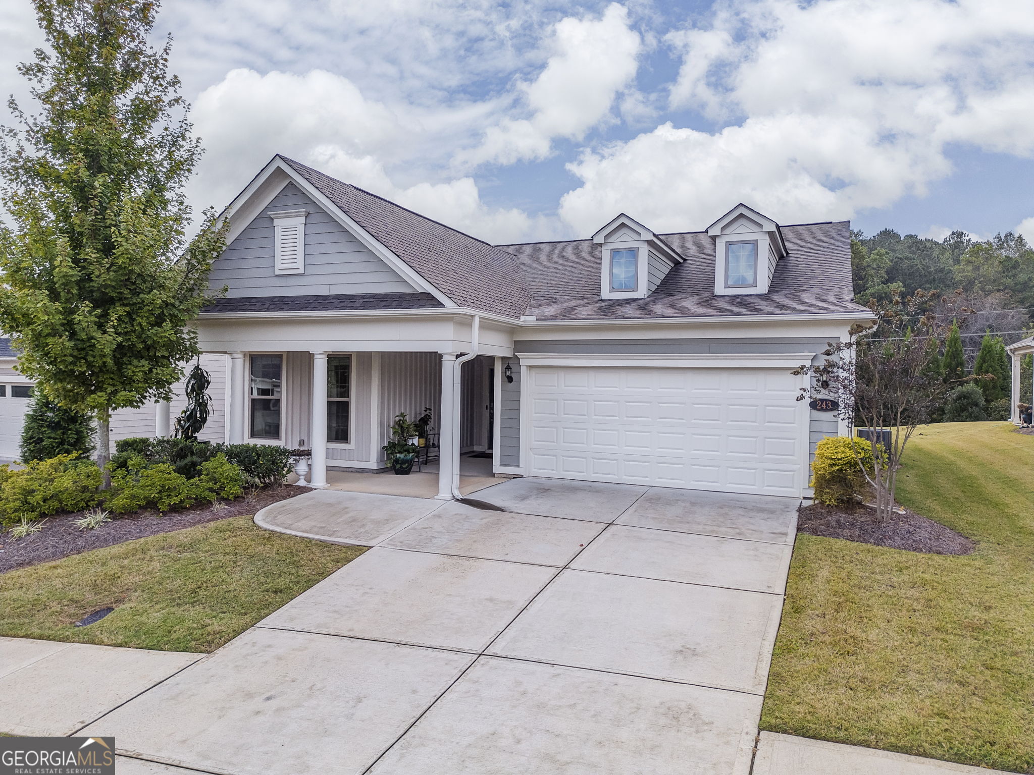 243 Odell ST