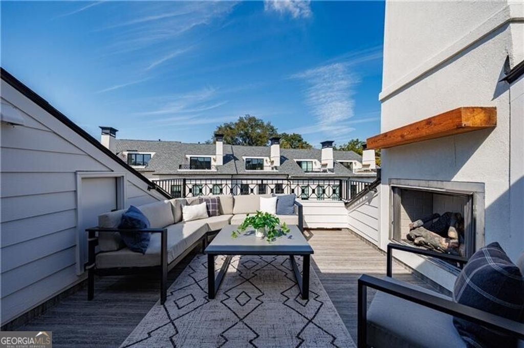 Photo of 645 Mayfair Court #15, Alpharetta, GA 30009 (MLS # 10678044)