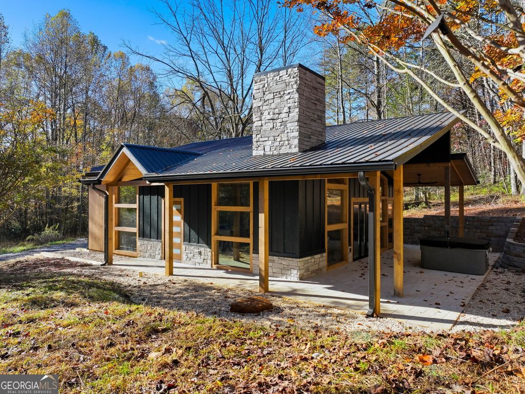 Photo of 138 Cottonwood Lane, Blue Ridge, GA 30513 (MLS # 10640674)