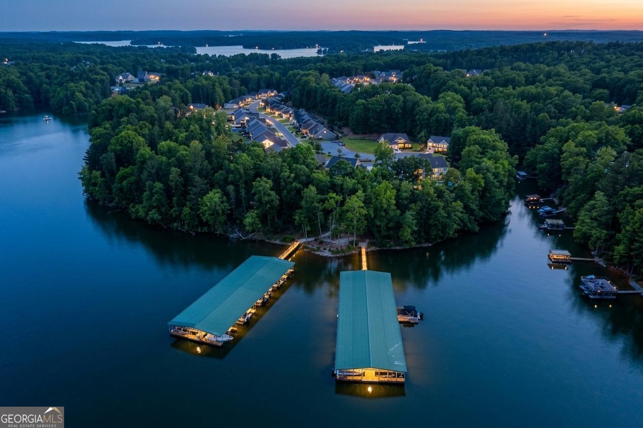 17 Lake Sydney DR