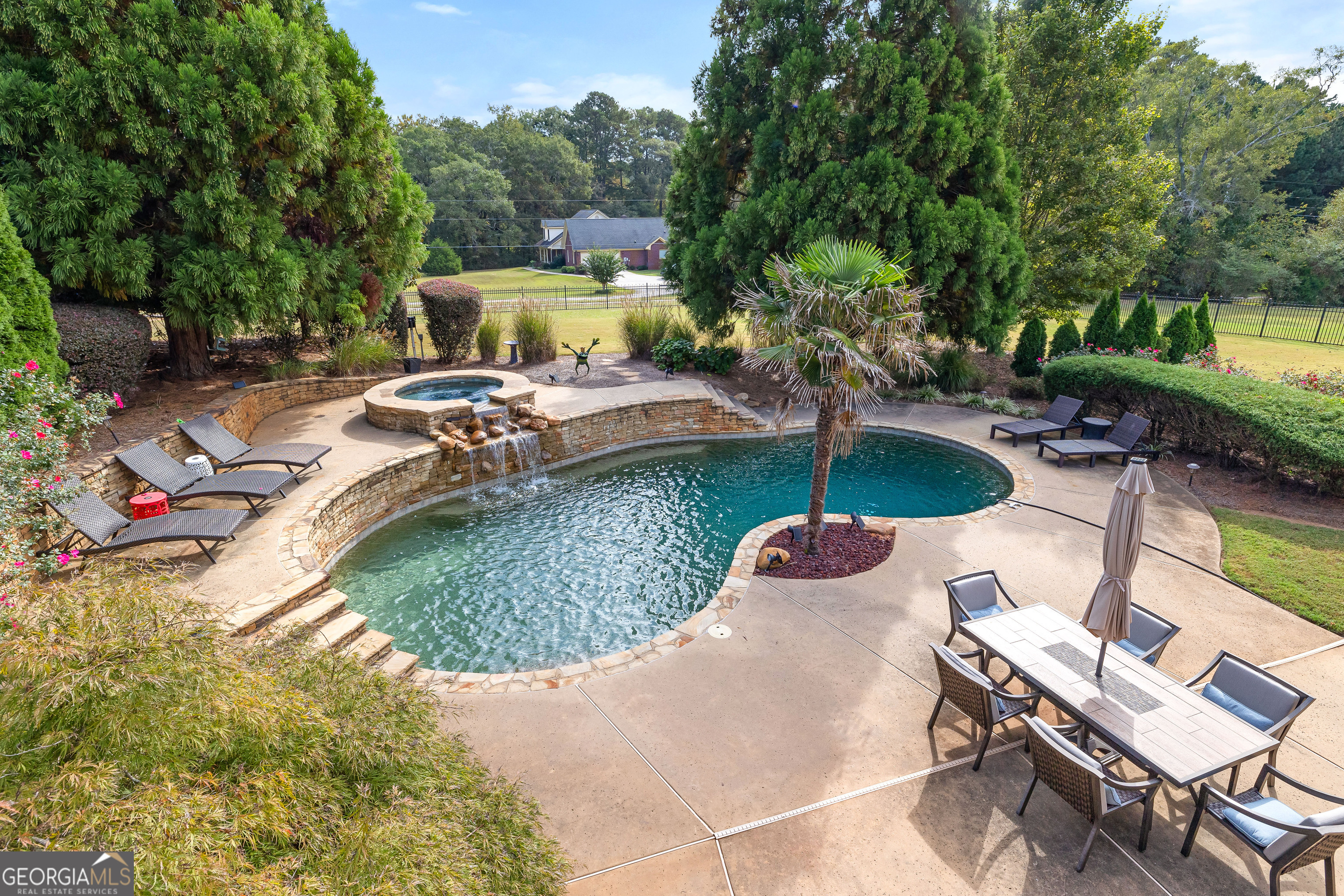 Stockbridge, Georgia 30281, United States, 6 Bedrooms Bedrooms, ,5 BathroomsBathrooms,Residential,Active,230509