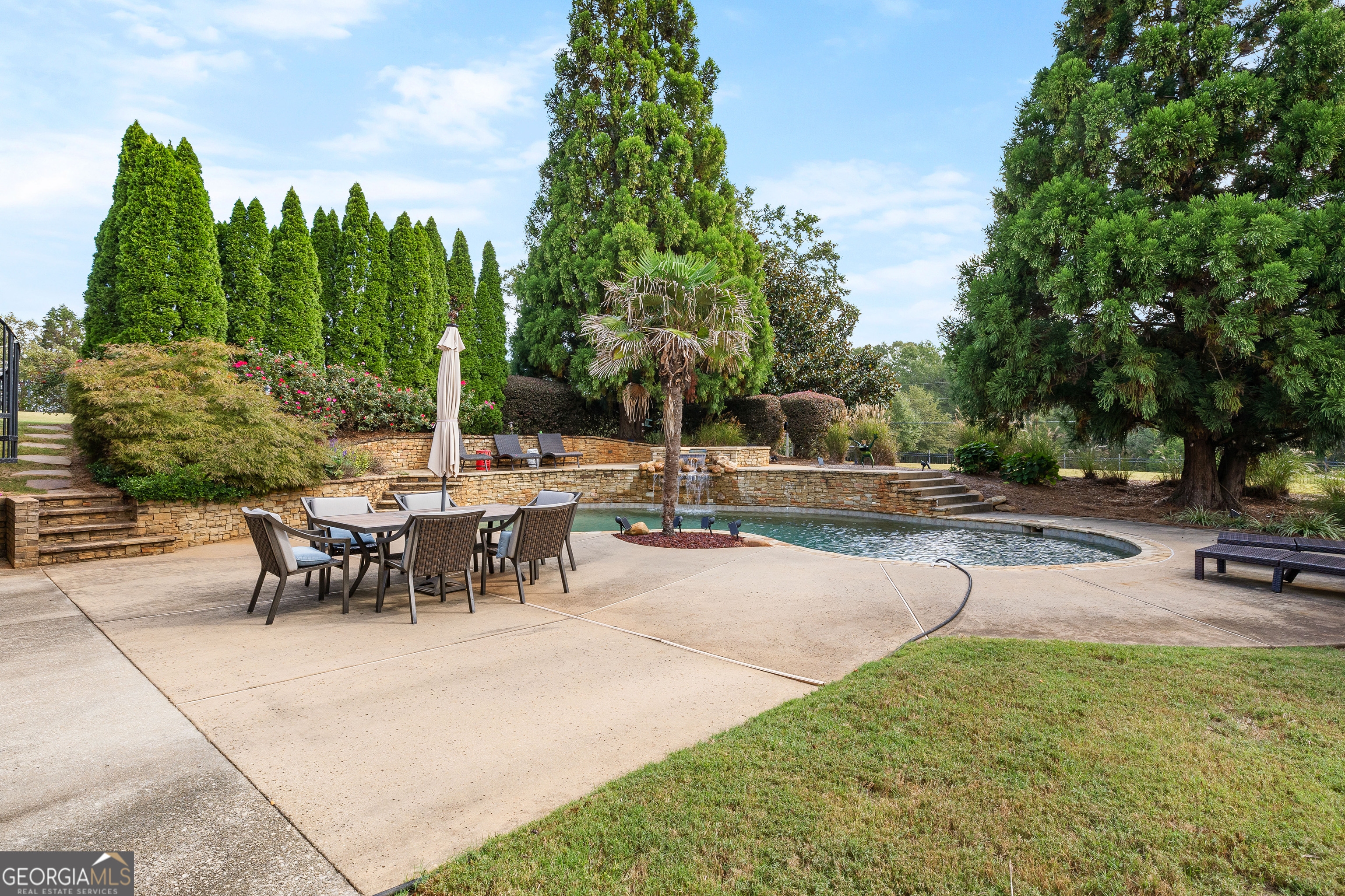 Stockbridge, Georgia 30281, United States, 6 Bedrooms Bedrooms, ,5 BathroomsBathrooms,Residential,Active,230509