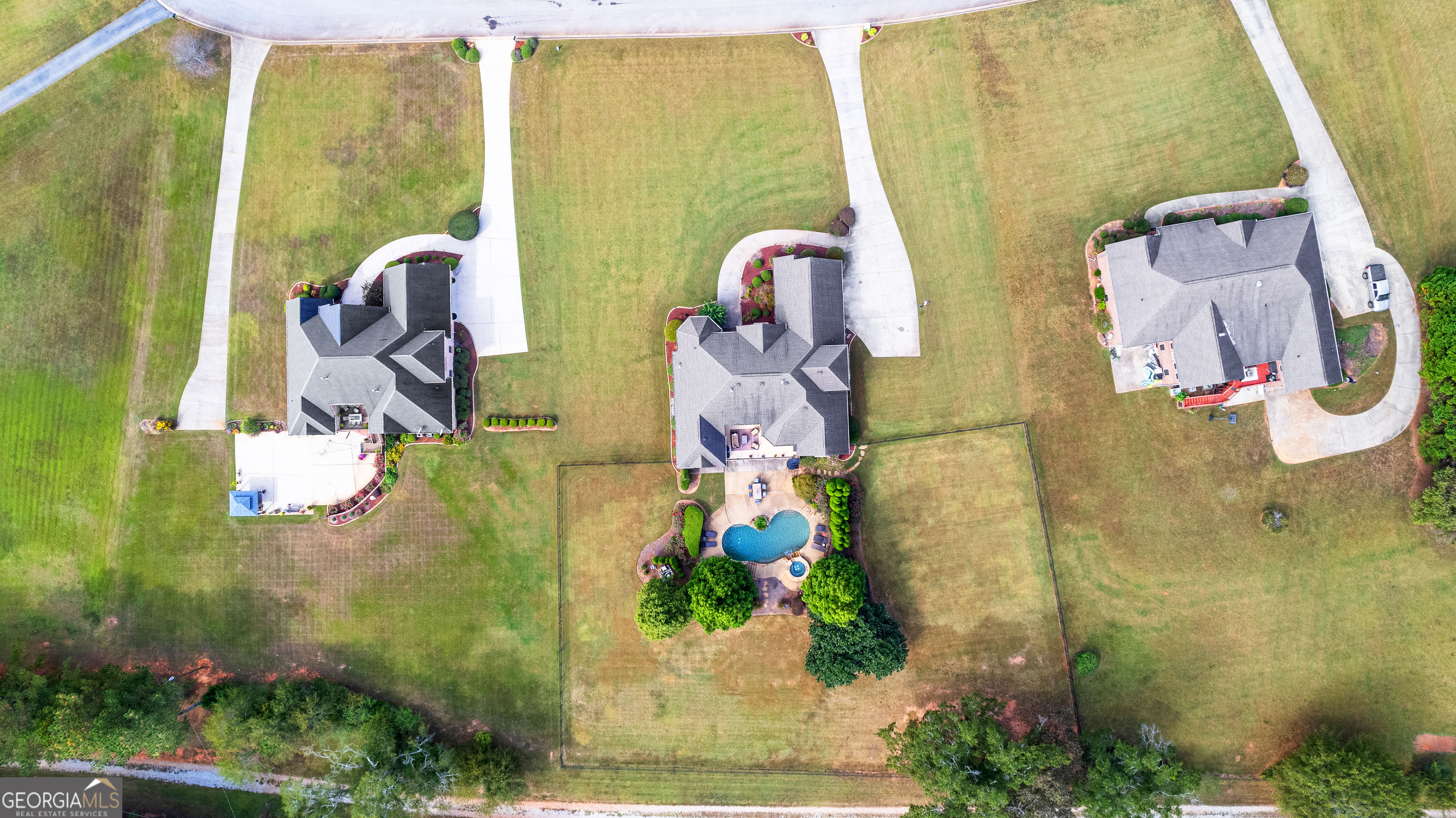 Stockbridge, Georgia 30281, United States, 6 Bedrooms Bedrooms, ,5 BathroomsBathrooms,Residential,Active,230509