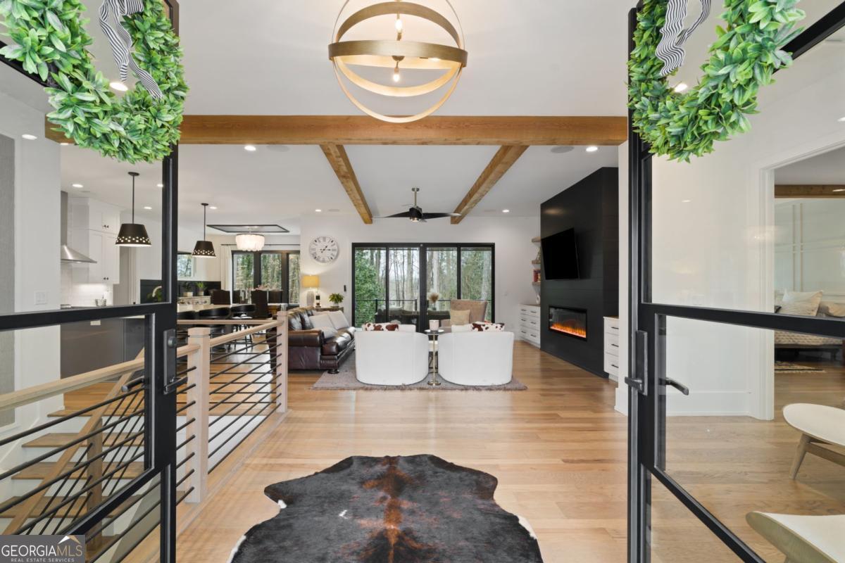 4226 S Berkeley Lake RD NW