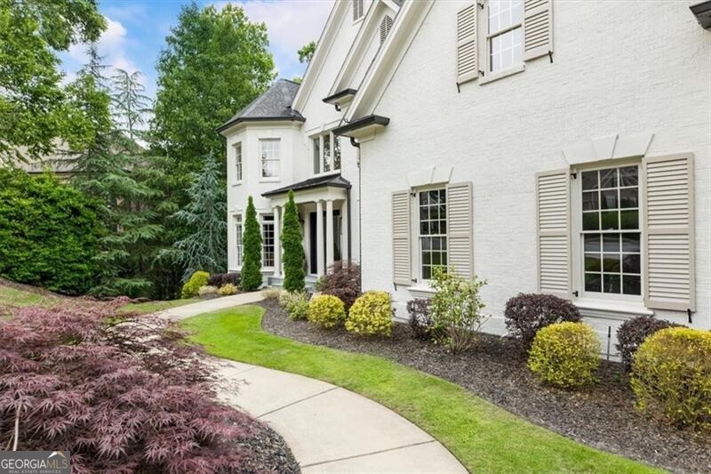 525 Tiverton CT
