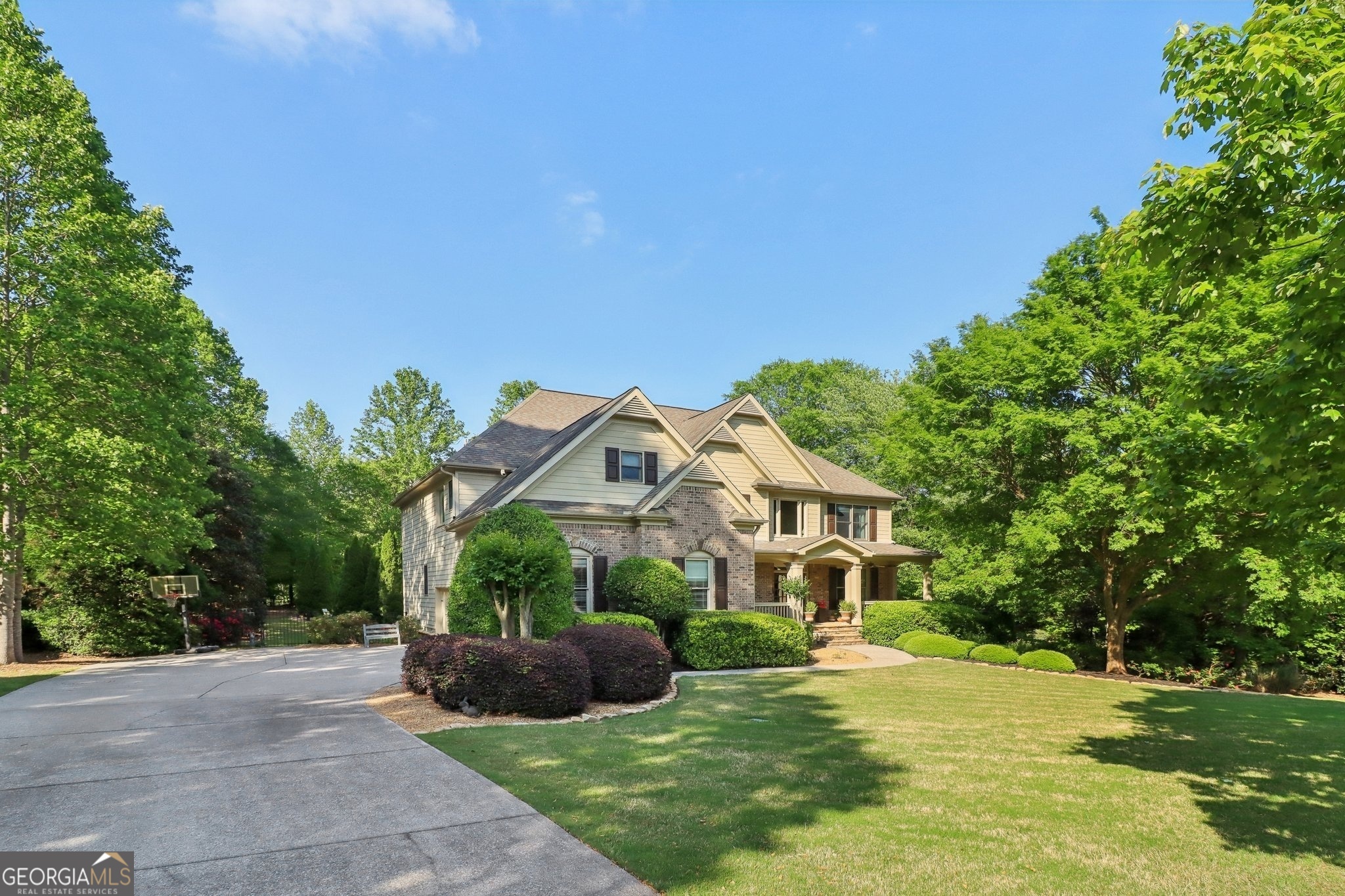 121 Ridge View DR