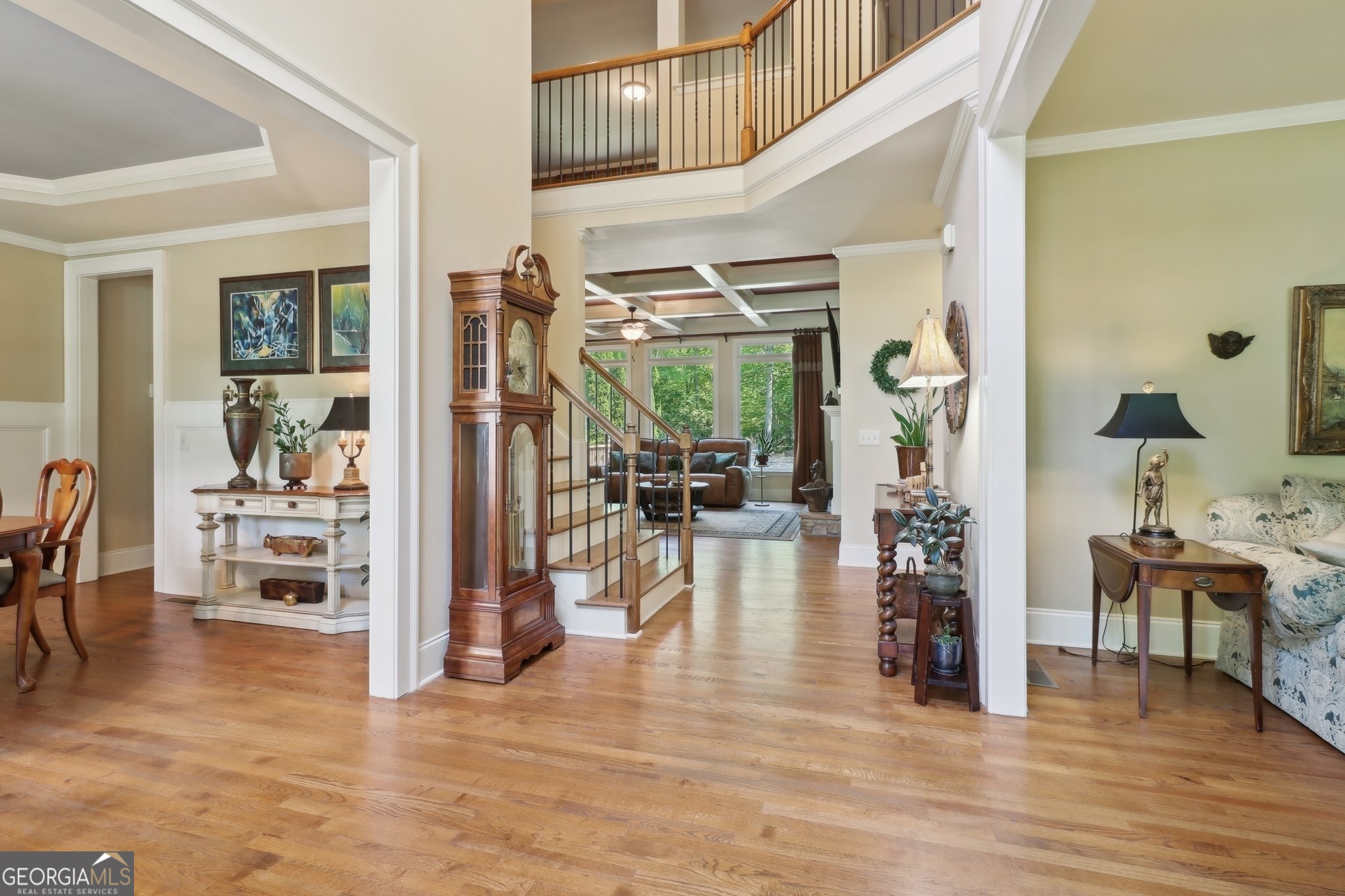 121 Ridge View DR