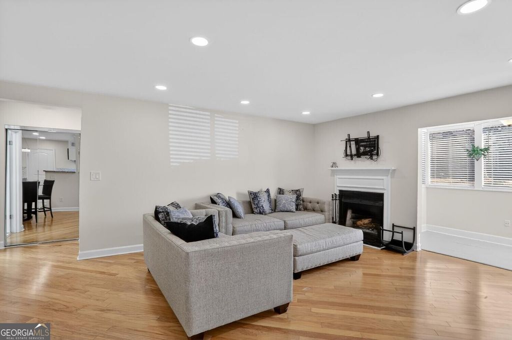 Photo of 1510 Wingate Way, Sandy Springs, GA 30350 (MLS # 10682138)