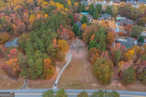 A home in Dacula