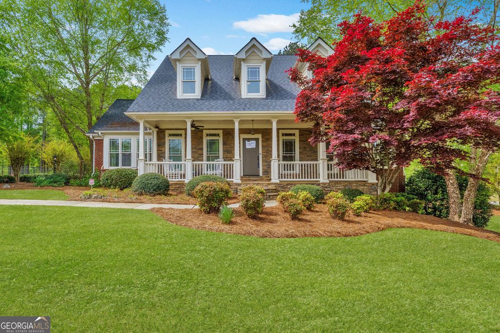 Photo of 214 Chandler Walk, Loganville, GA 30052 (MLS # 10727945)