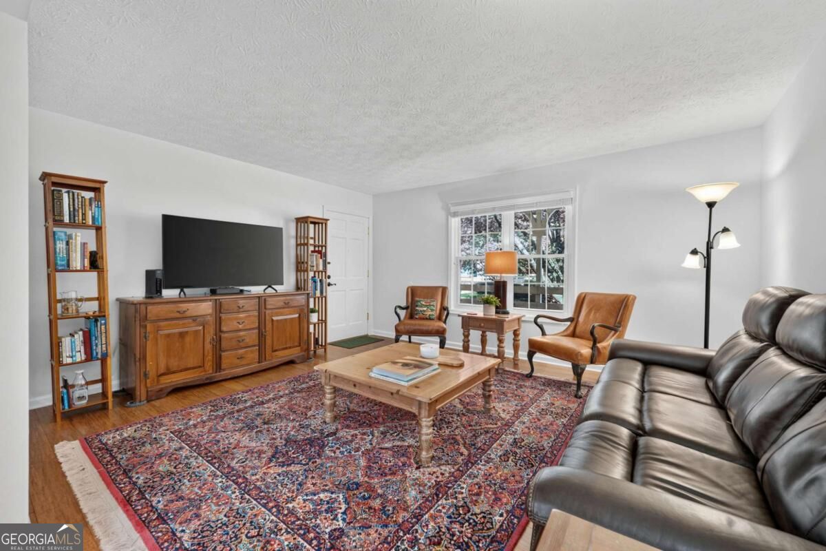 3825 Lavista RD M1