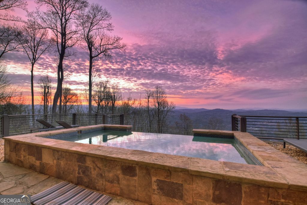 Photo of 472 Overlook Drive, Blue Ridge, GA 30513 (MLS # 10721785)