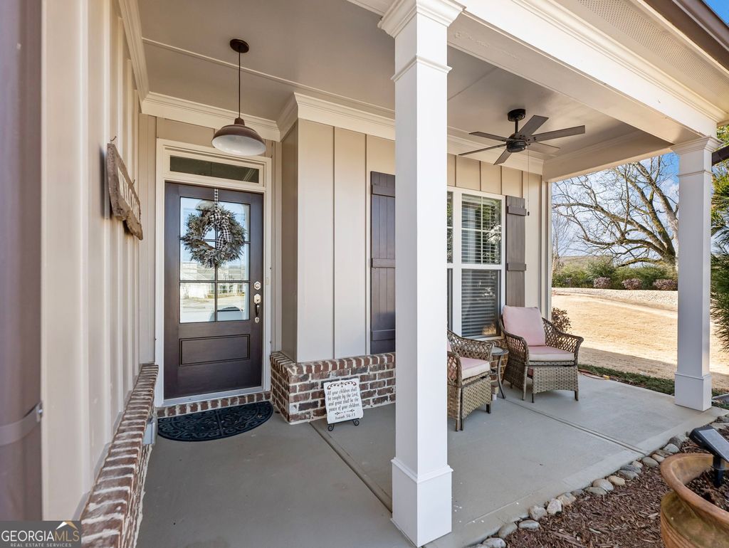 Photo of 820 Lakeview Bend Circle, Jefferson, GA 30549 (MLS # 10696710)