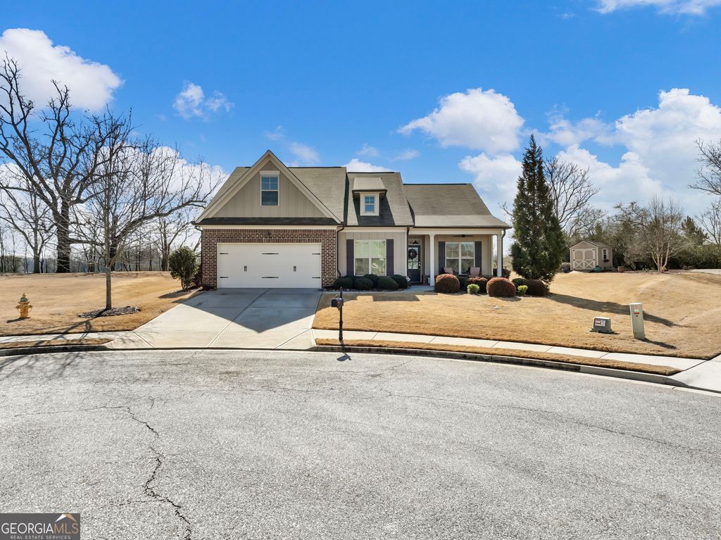 Photo of 820 Lakeview Bend Circle, Jefferson, GA 30549 (MLS # 10696710)