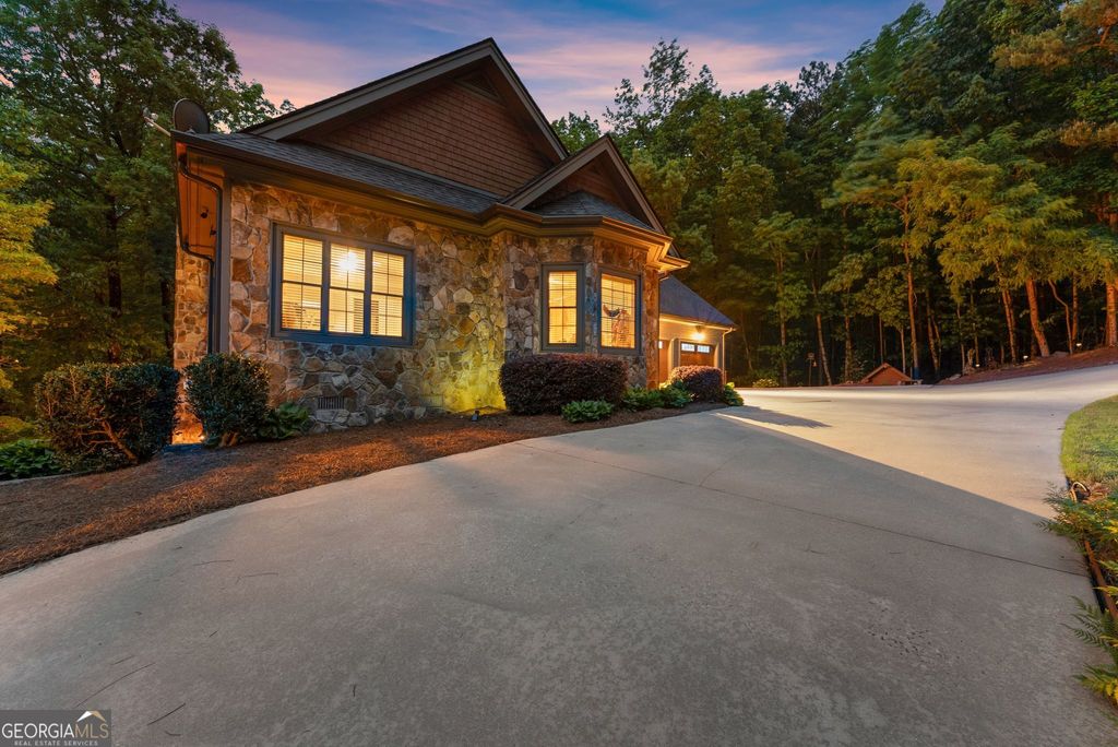 Photo of 415 Yates Circle, Clarkesville, GA 30523 (MLS # 10753103)