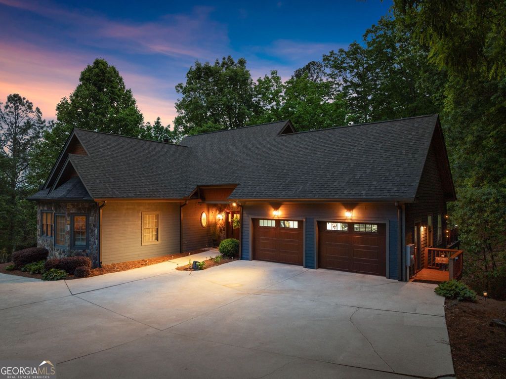 Photo of 415 Yates Circle, Clarkesville, GA 30523 (MLS # 10753103)