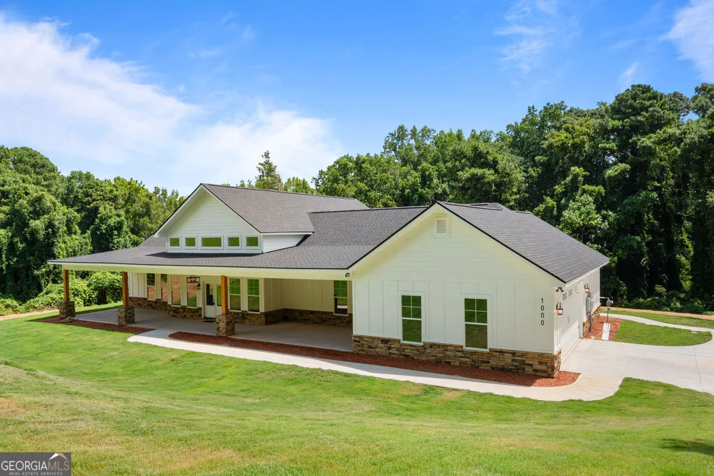 1000 Foxcroft Drive