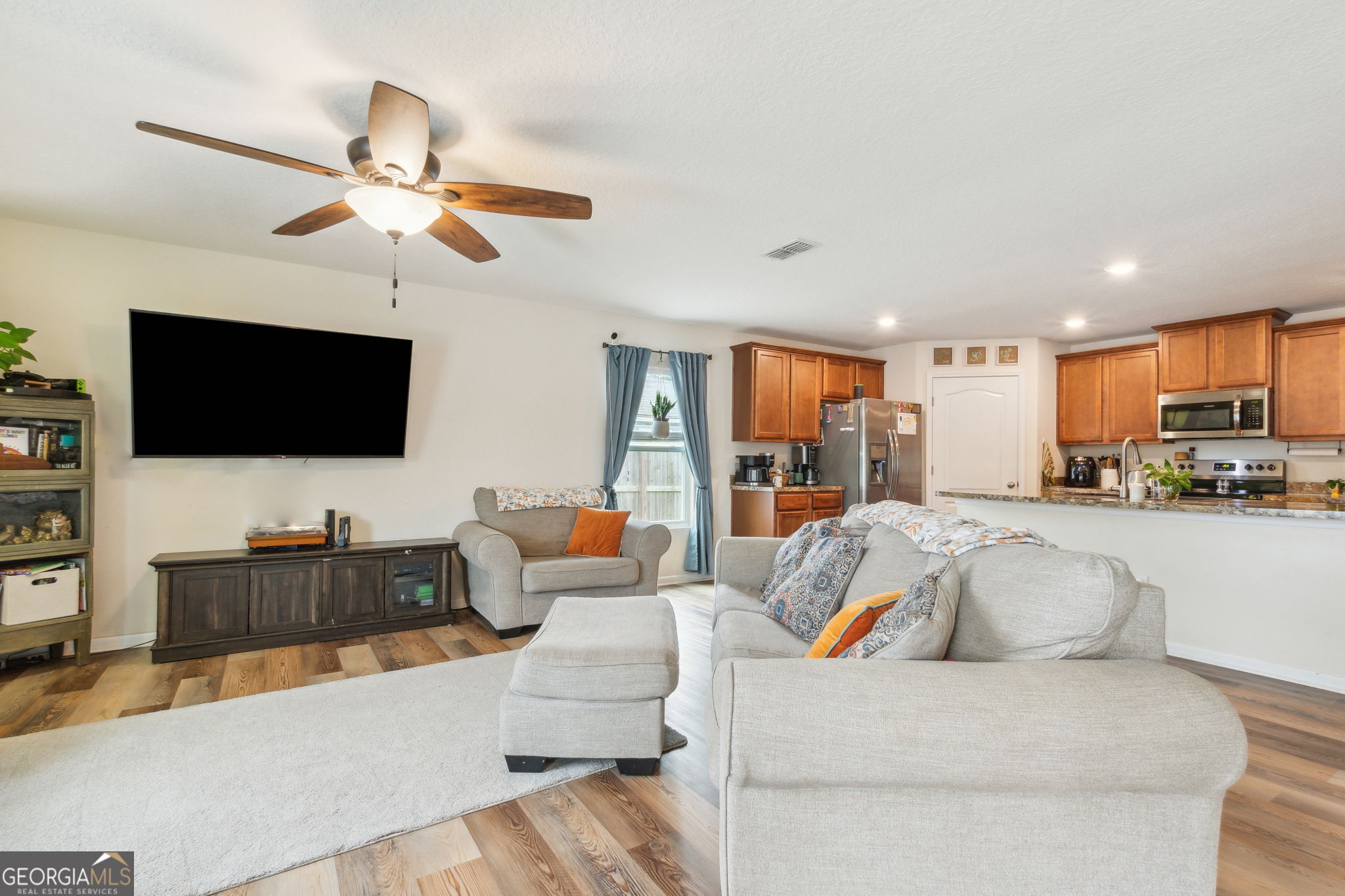 Waters Edge - Residential