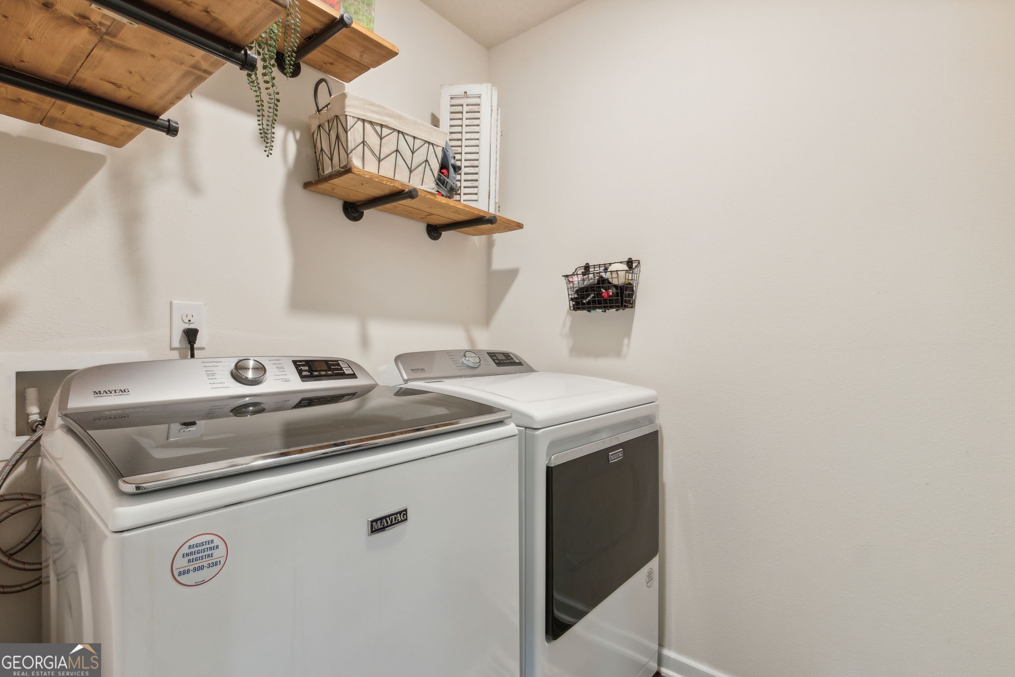 Waters Edge - Residential