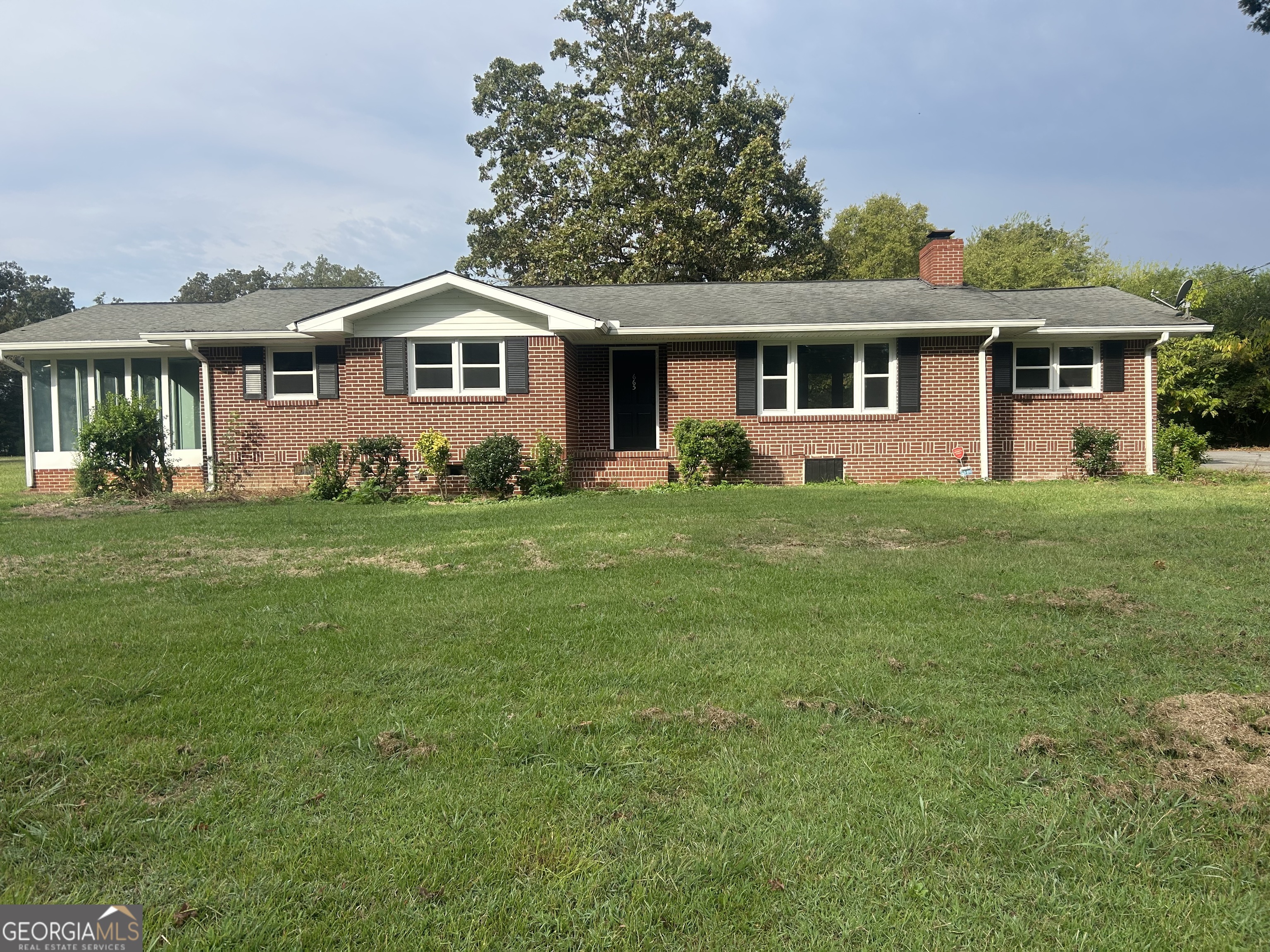 665 Old Summerville RD NW