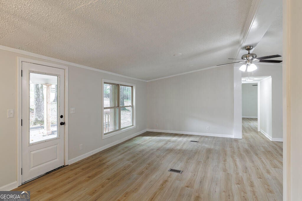 194 Adams RD