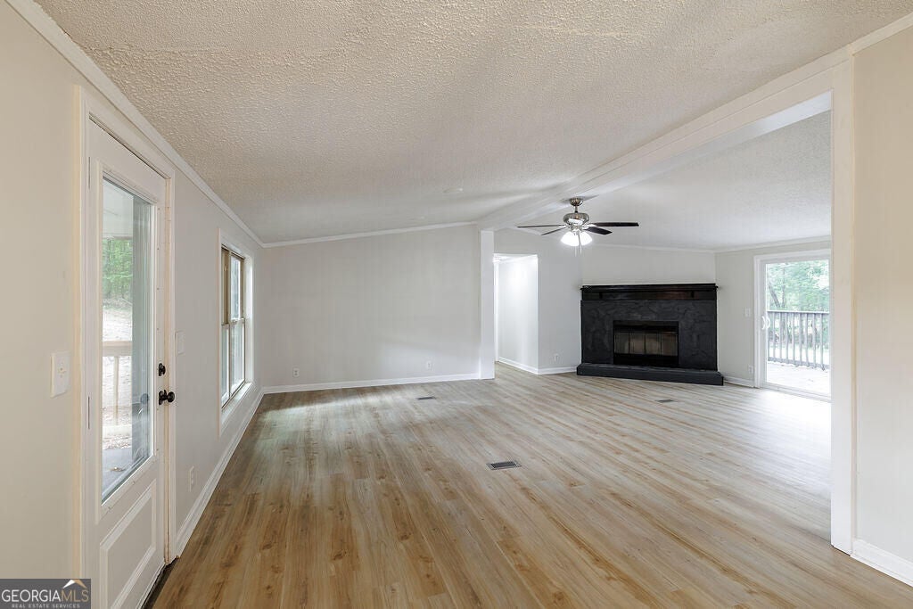194 Adams RD