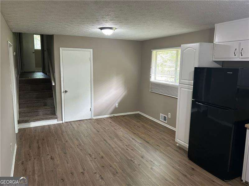 8415 Magnolia DR