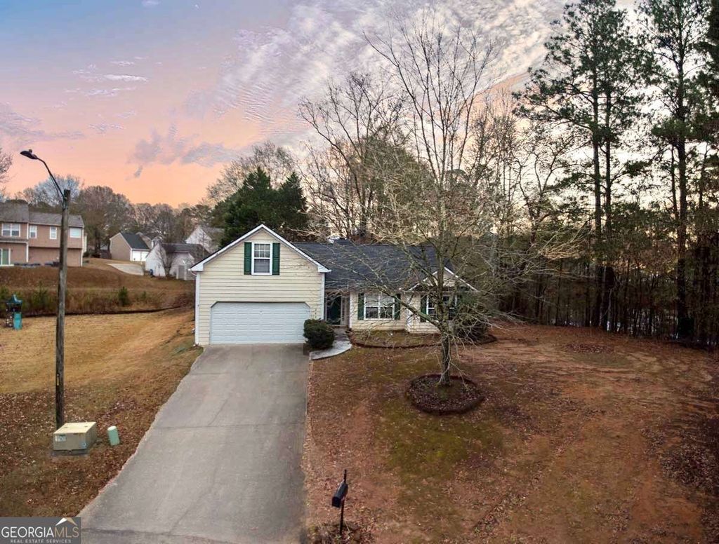Photo of 2881 Golden Club Bend, Austell, GA 30106 (MLS # 10655135)
