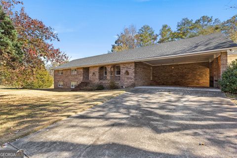 A home in Thomaston