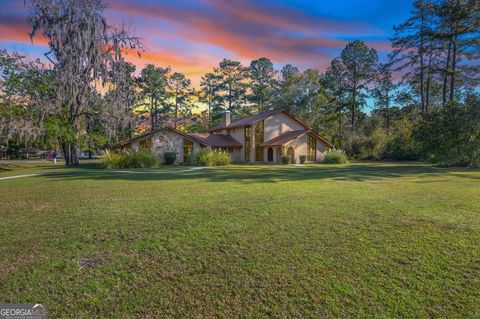 2066 Cherokee ST Waycross GA 31503