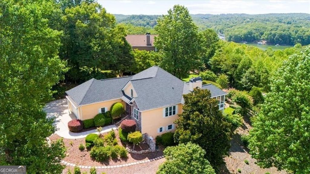 Photo of 5739 Ridgewater Circle, Gainesville, GA 30506 (MLS # 10711131)