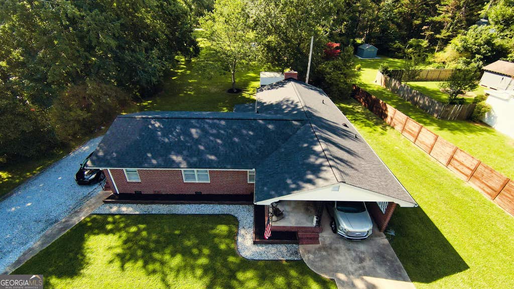 Photo of 156 Lakeshore Drive, Braselton, GA 30517 (MLS # 10826965)