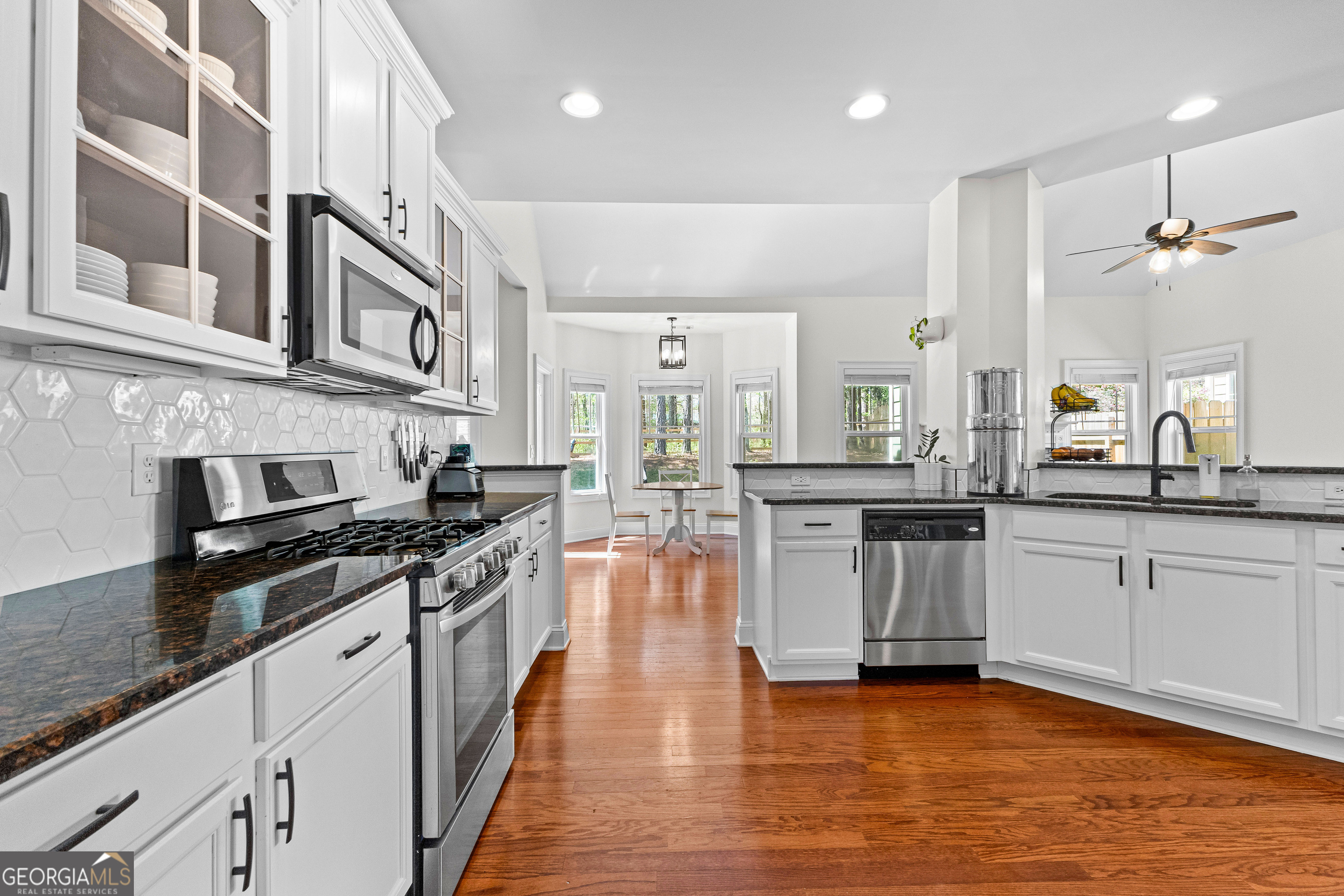 Dallas, Georgia 30157, United States, 4 Bedrooms Bedrooms, ,3 BathroomsBathrooms,Residential,Pending,107985